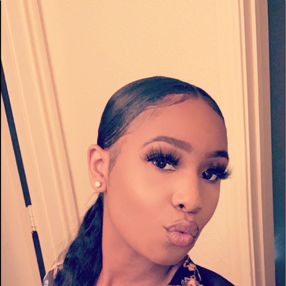 Meet your Posher, Tiara